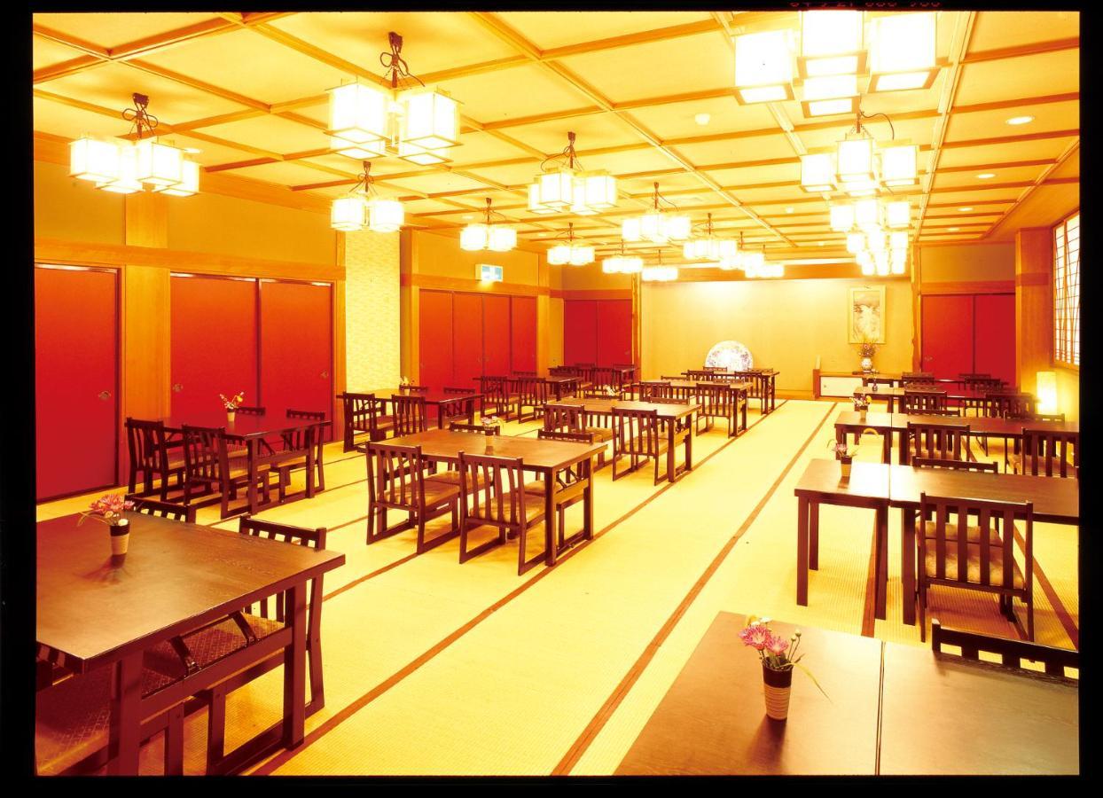 Honden Hotel Минаками Екстериор снимка